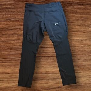Nike yoga cropped